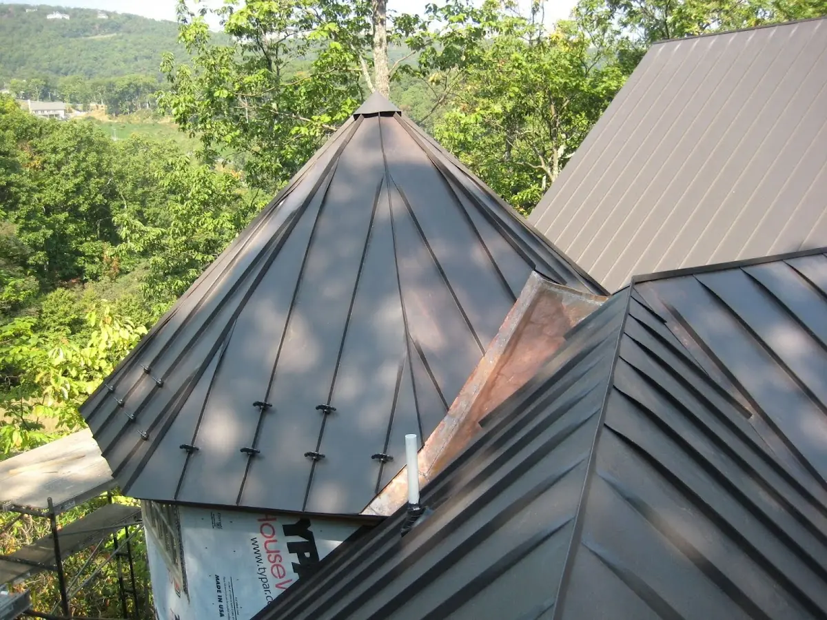 Professional Shingle Replacement & Repair by Craftsman Roofing in O'Fallon